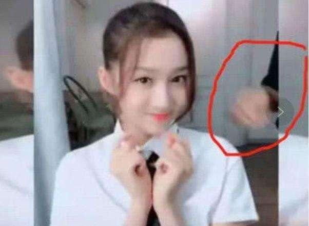 关晓彤的健身秘密，揭秘负重手环的时尚与健康