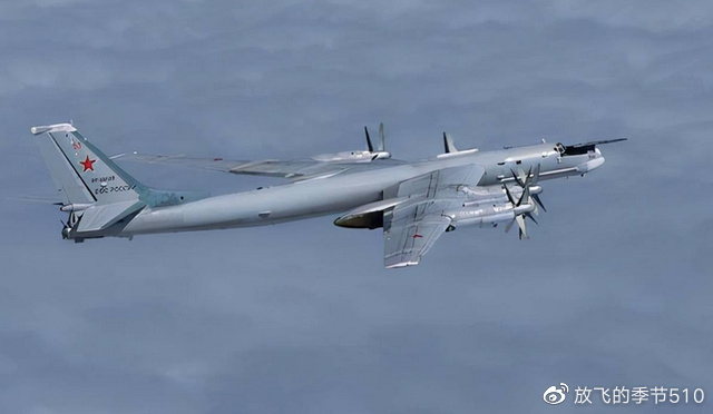 轰6K与俄图95，日本上空的空中交响乐