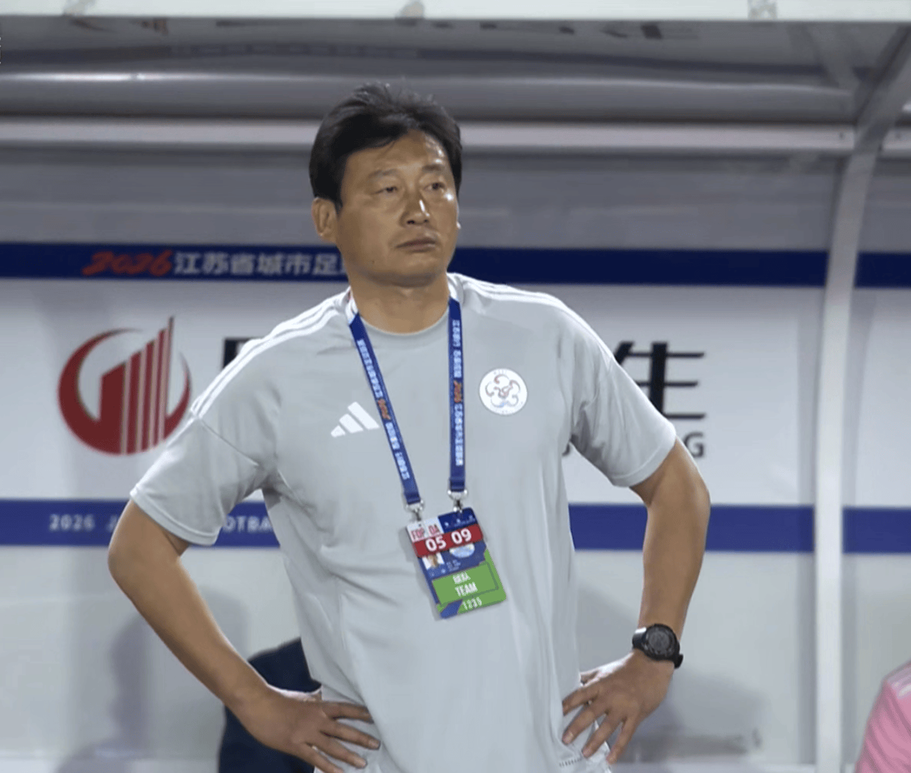淮安队三连败，教练赛后哽咽，向球迷喊出心声