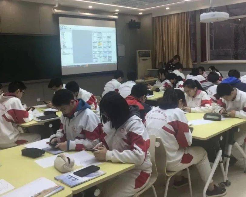 高中五人学习小组全员超650分