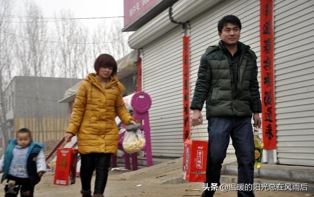 同床还是分床?现代婚姻的睡眠困局 同床还是分床?现代婚姻的睡眠困局