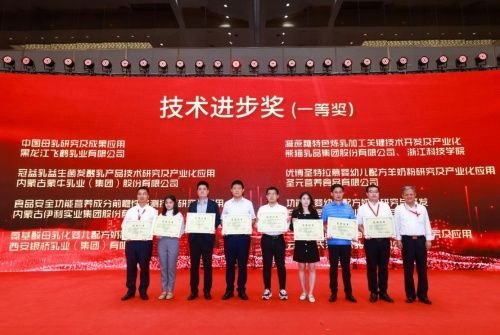中国天眼荣获国家科技进步奖一等奖，探索宇宙的超级眼睛